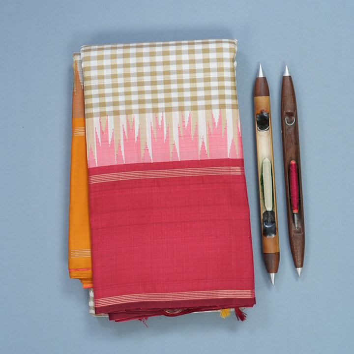 Hayagrivas Handloom Beige &amp; White Checks Kanjivaram Silk Saree KBF573G4-3
