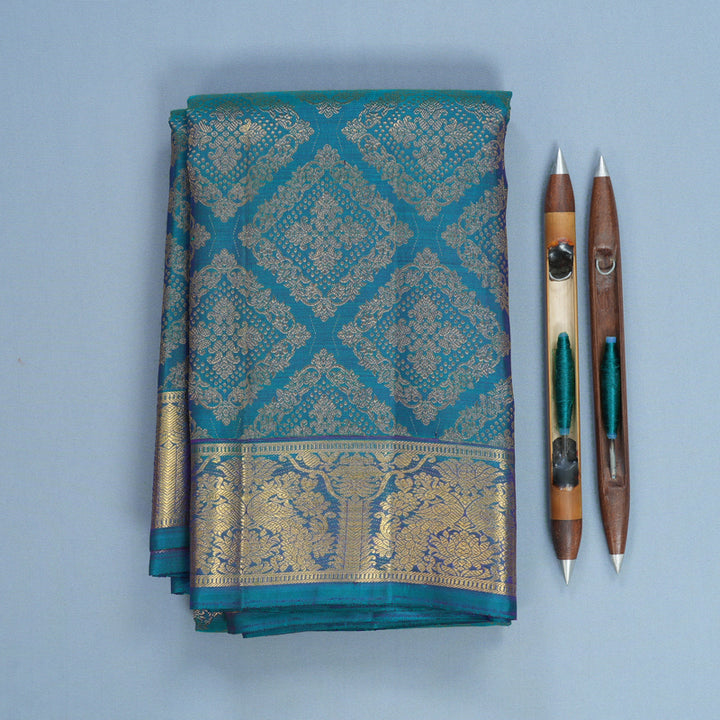 Hayagrivas Handloom Mayilkazhuthu Kanjivaram Silk Saree KBF673G1-1