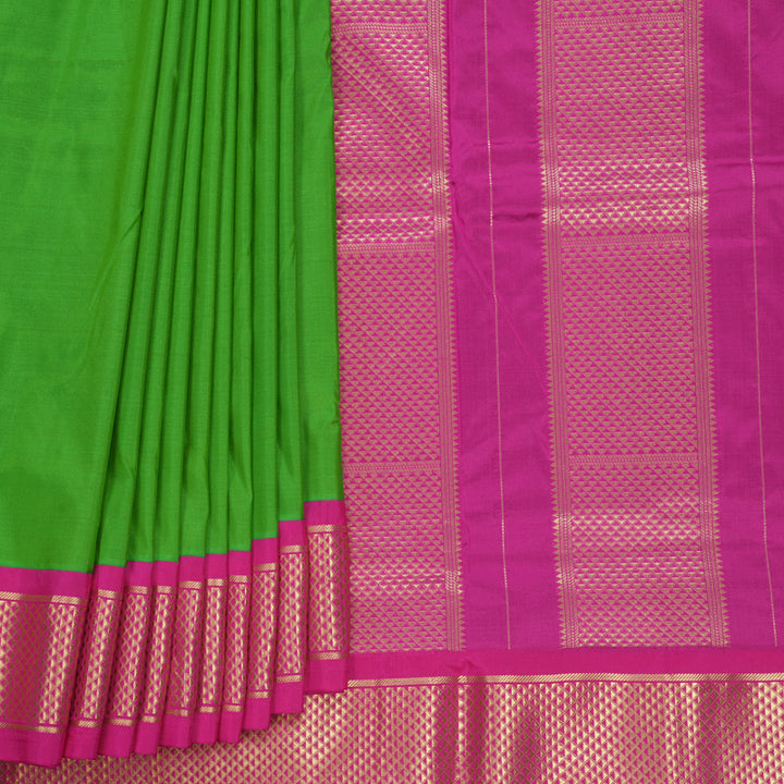 Hayagrivas Handloom Parrot Green Ten Yards Silk Saree KBF736G3-6