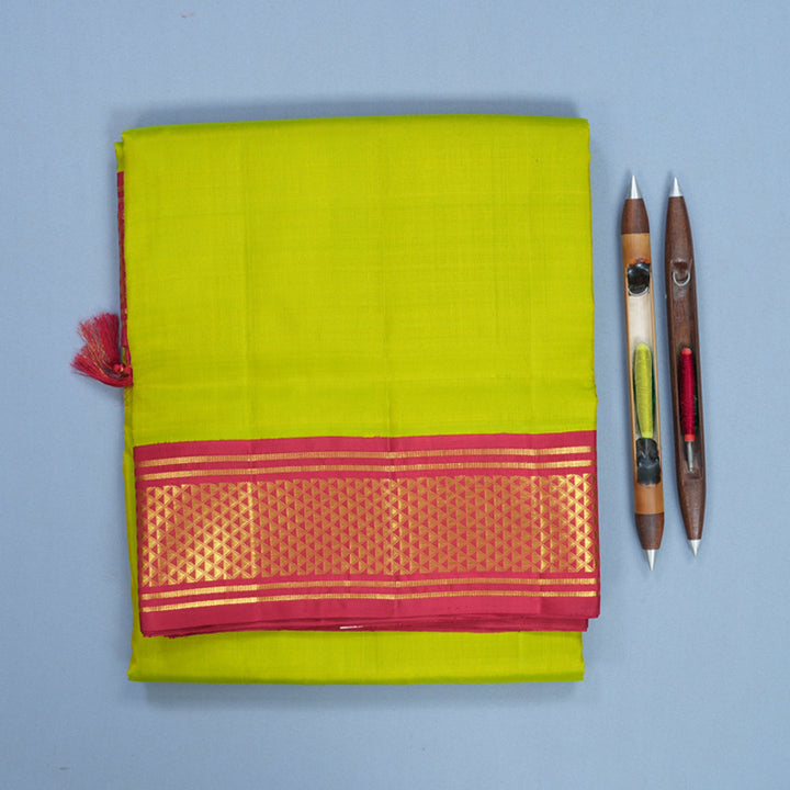 Hayagrivas Handloom Parrot Green Ten Yards Silk Saree KBF739G5-1