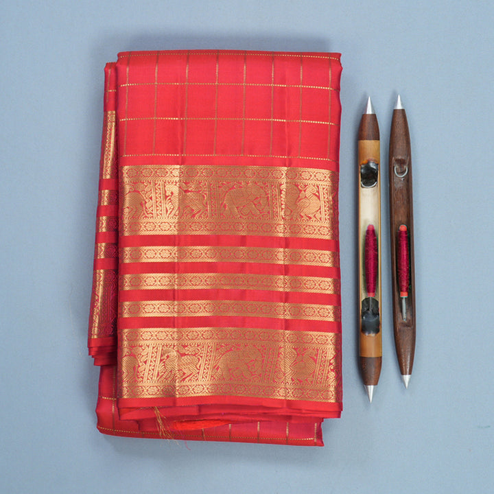 Hayagrivas Handloom Reddish-Pink Kanjivaram Silk Saree KBF749H6-3