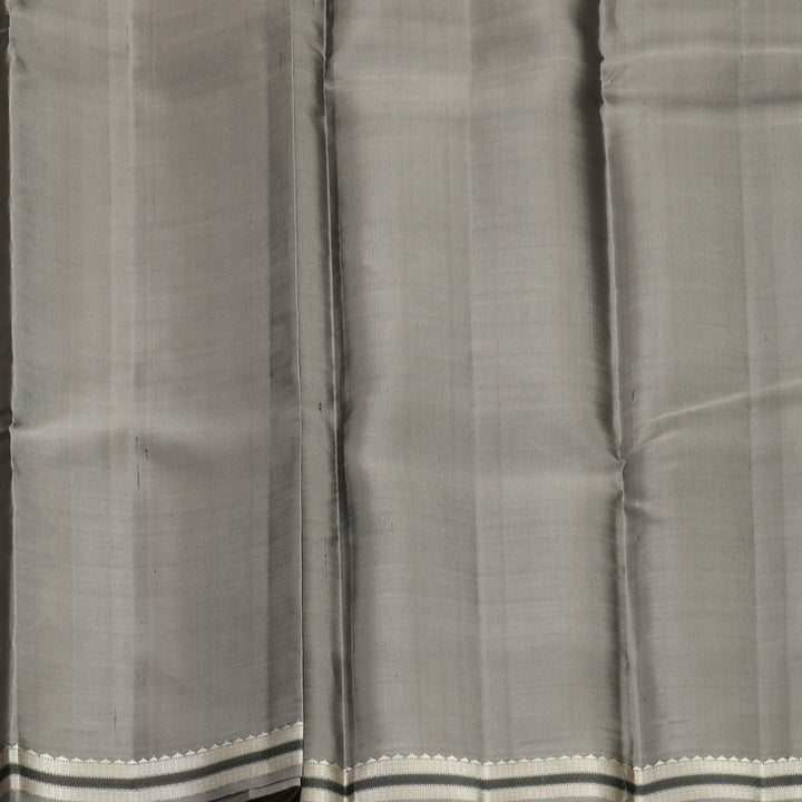 Hayagrivas Handloom Black Kanjivaram Silk Saree with Ganga Jamuna Border KBF754H2-3