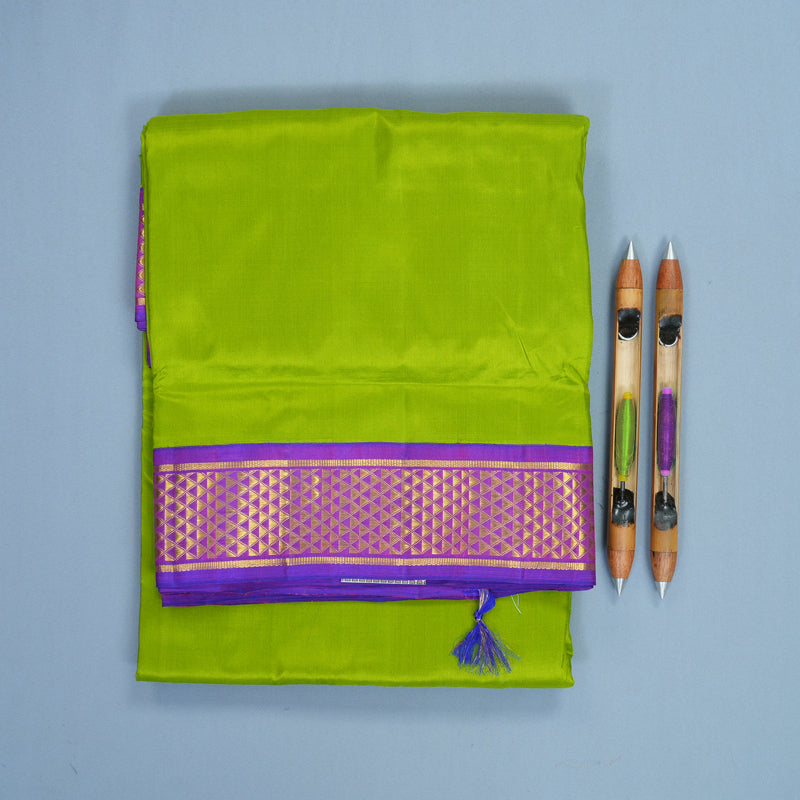 Hayagrivas Handloom Fluorescent Green Ten Yards Silk Saree KBF826H8-1