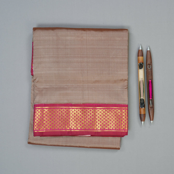 Hayagrivas Handloom Onion Pink Ten Yards Silk Saree with Pink Border KBF86D1-1