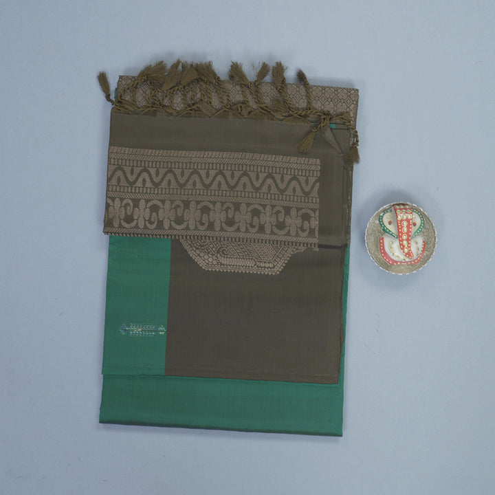 Hayagrivas Peacock Green Handloom Soft Silk Saree KBF889H15-1