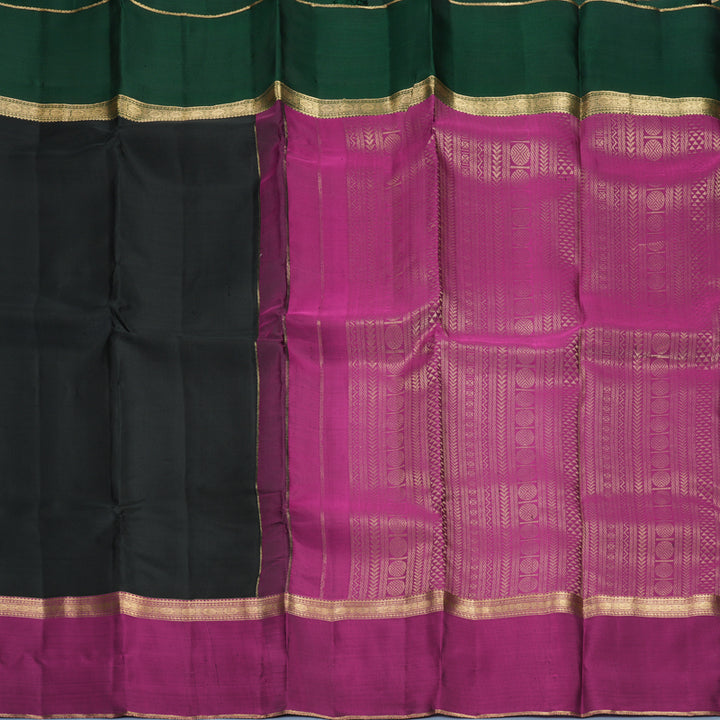 Hayagrivas Handloom Black Kanjivaram Silk Saree with Ganga Jamuna Border KBF977I23-2