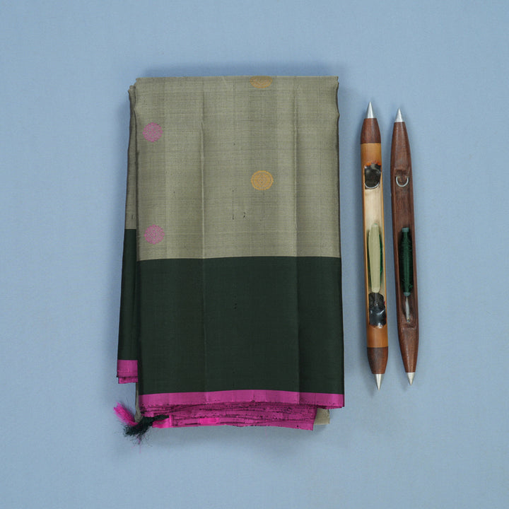 Hayagrivas Handloom Elephant Grey Kanjivaram Silk Saree with Karum Pachai Border KSBE126C6-1