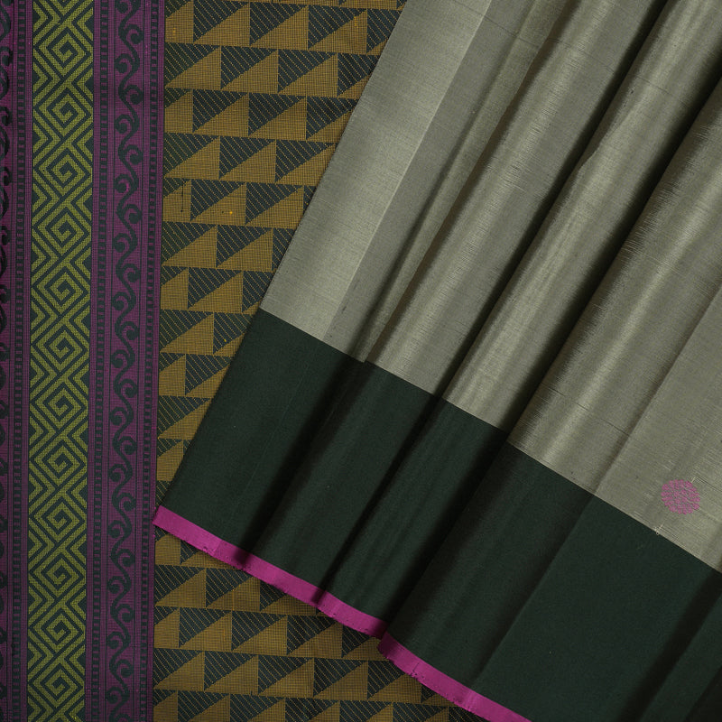 Hayagrivas Handloom Elephant Grey Kanjivaram Silk Saree with Karum Pachai Border KSBE126C6-1