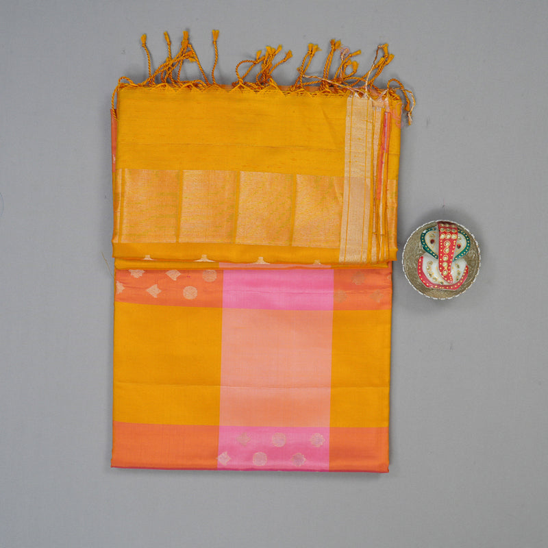 Hayagrivas Multicolour Handloom Soft Silk Saree KSBE84A3-2