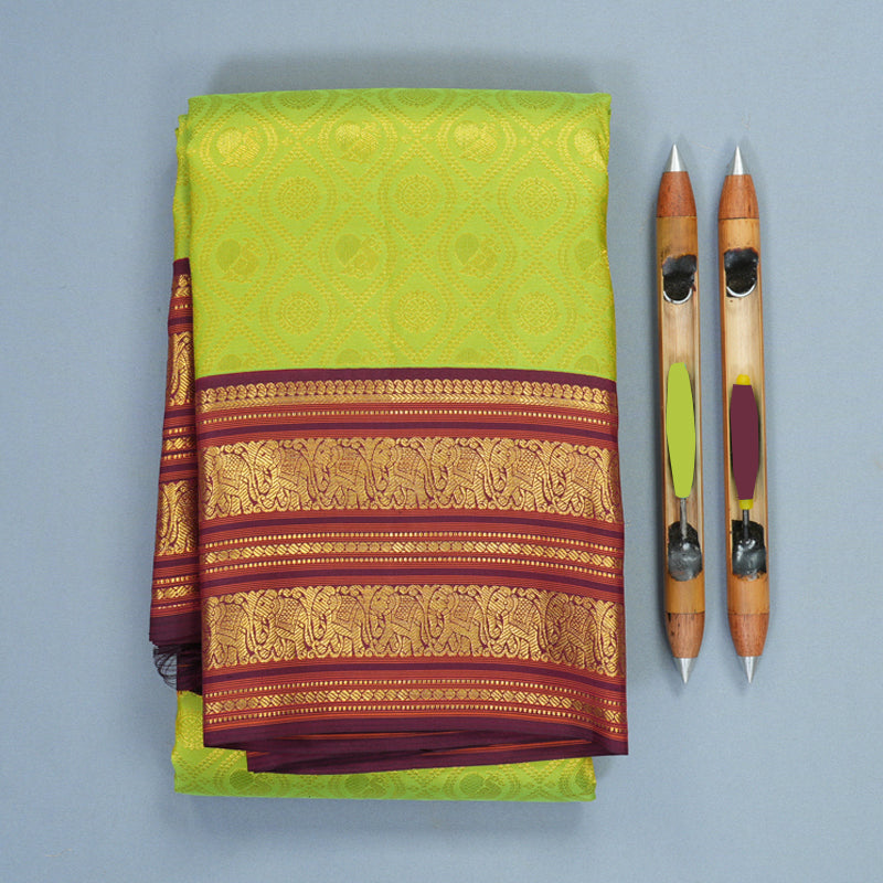 Hayagrivas Handloom Parrot Green Kanjivaram Silk Saree with Burgundy Border SSCBF159H10-4