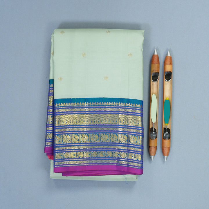 Hayagrivas Handloom Pastel Green Kanjivaram Silk Saree with Mayilkazhuthu Border SSCBF159H15-4