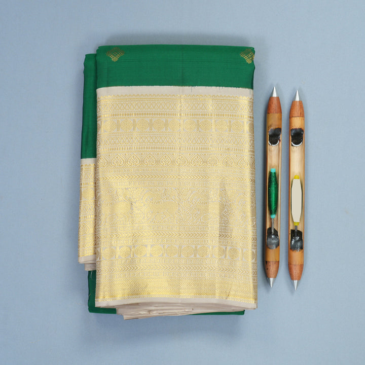 Hayagrivas Handloom Dark Green Kanjivaram Silk Saree with Greige Border SSCBF159H3-2