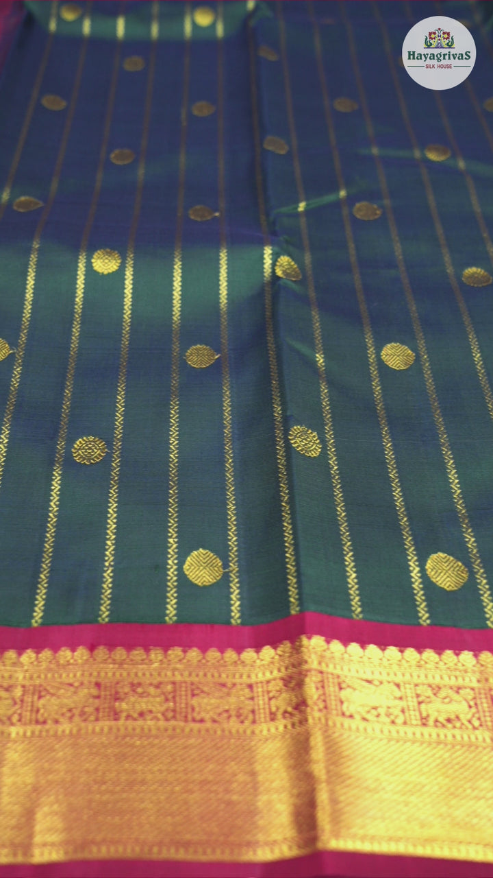 Hayagrivas Peacock Green Handloom Kanjivaram Silk Saree with Maroon Border KBD1834B6-2